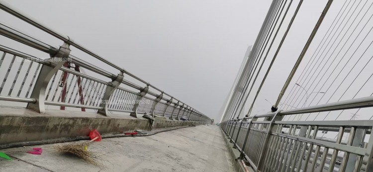不銹鋼橋梁護(hù)欄 不銹鋼橋梁護(hù)欄